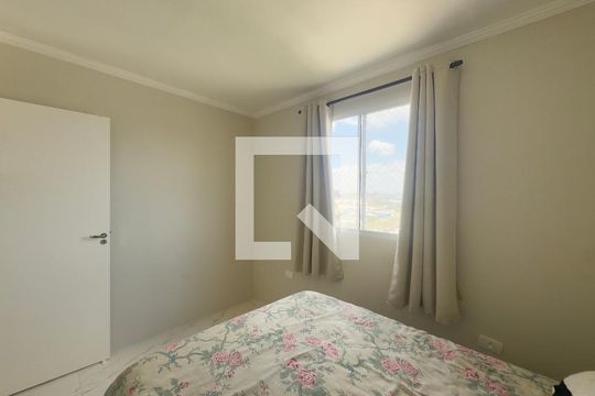 Quarto 1 de apartamento para alugar com 2 quartos, 44m² em Vila Nova Bonsucesso, Guarulhos