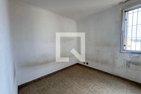Apartamento à venda com 3 quartos, 77m² em Jardim Santa Josefina, São Paulo