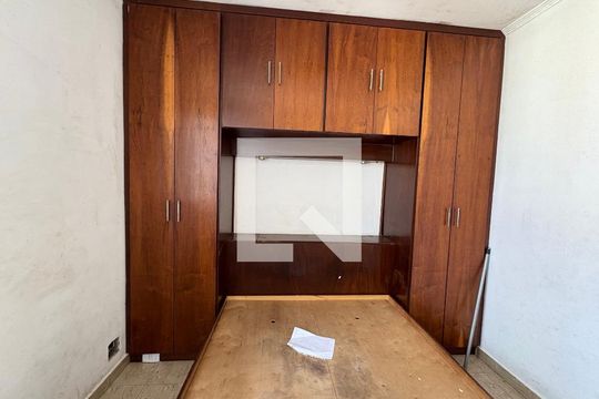 Apartamento à venda com 3 quartos, 77m² em Jardim Santa Josefina, São Paulo