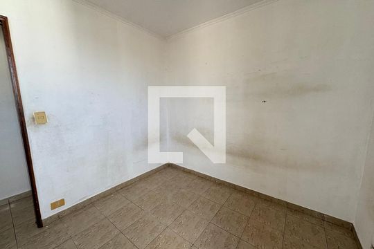 Apartamento à venda com 3 quartos, 77m² em Jardim Santa Josefina, São Paulo