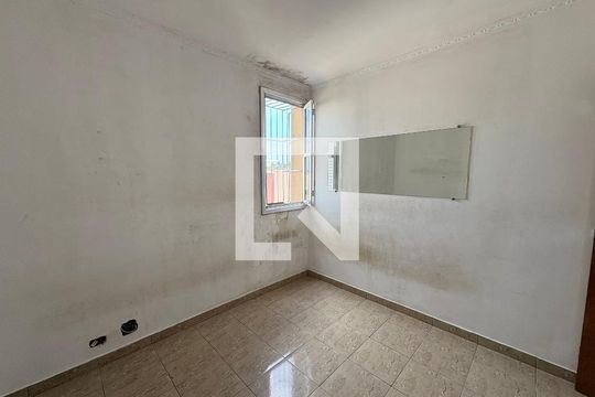 Apartamento à venda com 3 quartos, 77m² em Jardim Santa Josefina, São Paulo