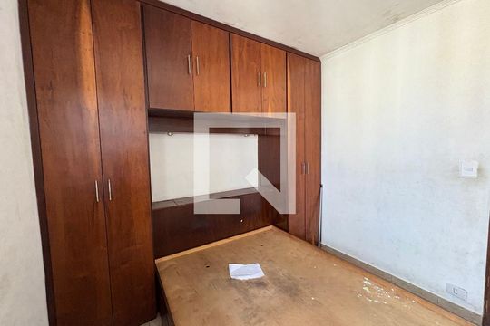 Apartamento à venda com 3 quartos, 77m² em Jardim Santa Josefina, São Paulo