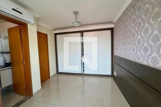 Apartamento para alugar com 3 quartos, 185m² em Cabral, Contagem