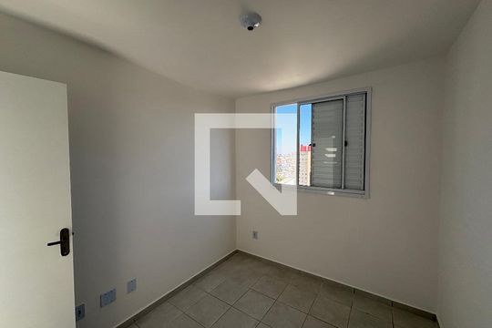 Quarto 1 de apartamento para alugar com 2 quartos, 49m² em Jardim Lourdes, Ferraz de Vasconcelos