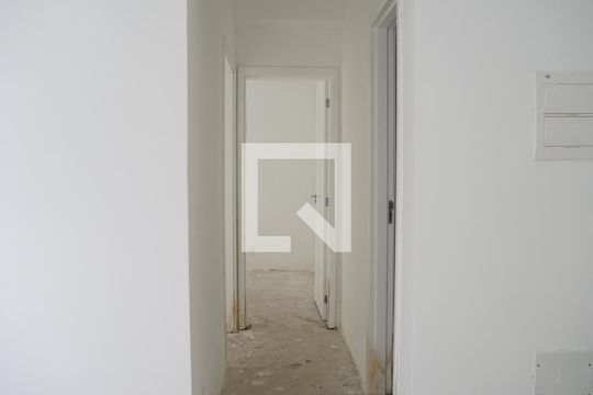 Corredor de apartamento à venda com 2 quartos, 35m² em Vila Rosalia, Guarulhos