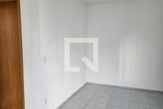 Sala de apartamento à venda com 2 quartos, 44m² em Tropical, Contagem