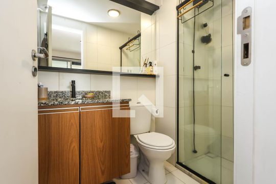 Banheiro de kitnet/studio para alugar com 1 quarto, 37m² em Ipiranga, São Paulo