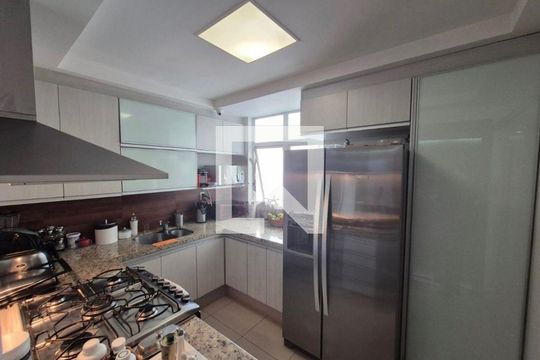 Apartamento para alugar com 3 quartos, 154m² em Vila da Serra, Nova Lima
