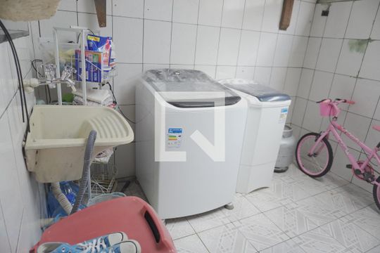 Casa de Condomínio à venda com 2 quartos, 59m² em Vila Taquari, São Paulo