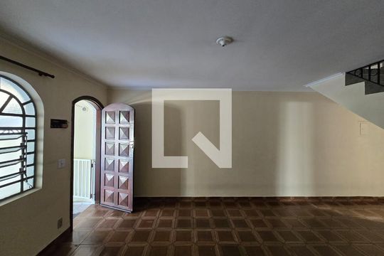 Sala  de casa à venda com 2 quartos, 84m² em Jardim Terezopolis, Guarulhos