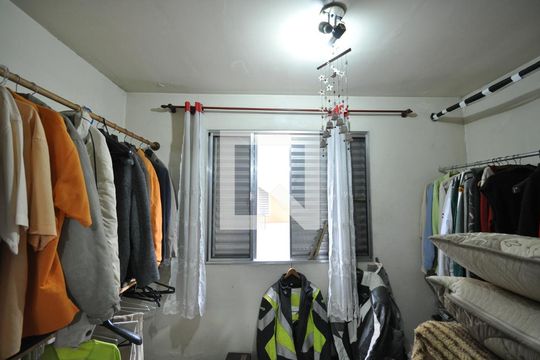 Closet de casa à venda com 8 quartos, 400m² em Vila Maria Alta, São Paulo
