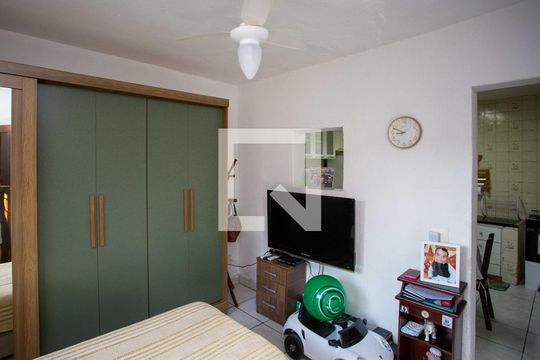 Quarto Casa 1 de casa à venda com 4 quartos, 250m² em Centro, Diadema