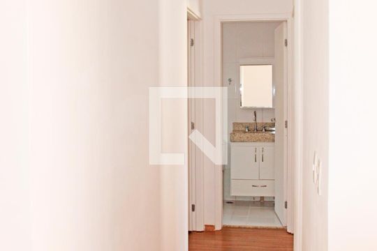 Apartamento para alugar com 3 quartos, 64m² em Pinheirinho, Vinhedo