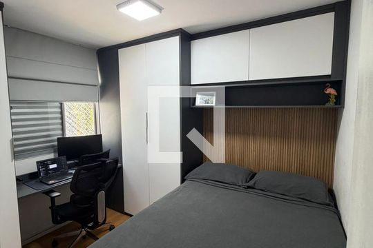 Quarto 1 de apartamento para alugar com 2 quartos, 45m² em Água Chata, Guarulhos