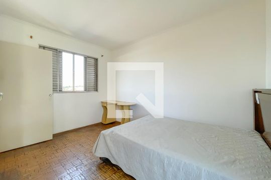 Quarto 1 de casa à venda com 3 quartos, 131m² em Vila Dalva, São Paulo