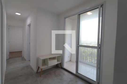 Sala de apartamento para alugar com 3 quartos, 52m² em Socorro, São Paulo