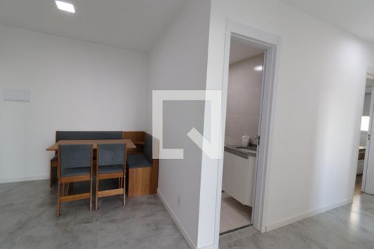 Sala de apartamento para alugar com 3 quartos, 52m² em Socorro, São Paulo