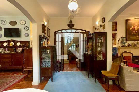Hall de casa para alugar com 6 quartos, 575m² em Jardim Paulistano, São Paulo