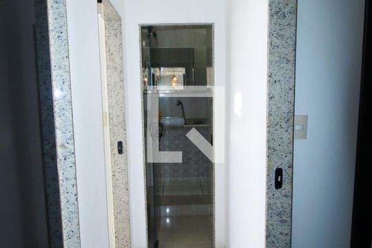 Sala - Corredor de apartamento à venda com 3 quartos, 60m² em Penha, Rio de Janeiro