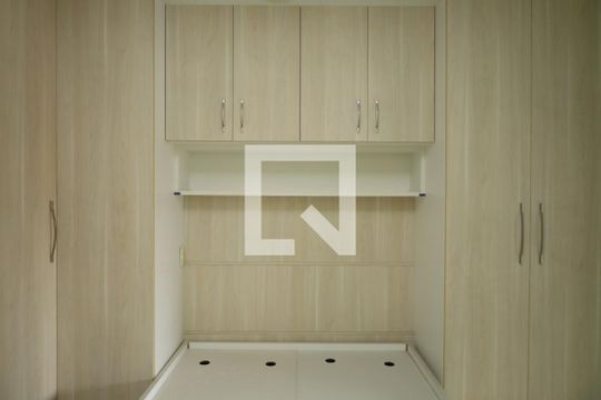 Quarto 1 de casa à venda com 3 quartos, 250m² em Itaquera, São Paulo