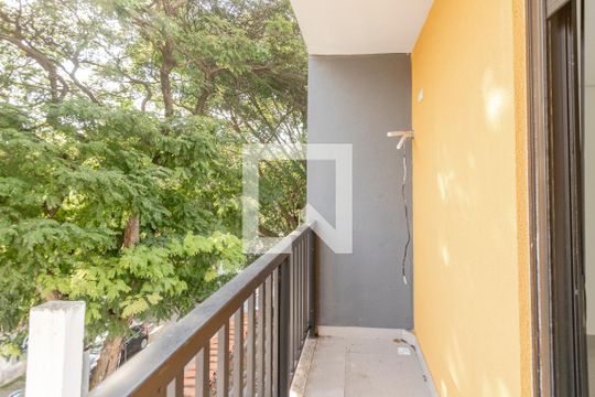 Varanda de kitnet/studio à venda com 1 quarto, 32m² em Vila Congonhas, São Paulo