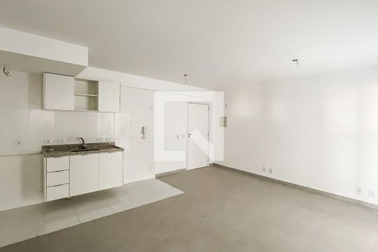Sala/cozinha de apartamento para alugar com 1 quarto, 47m² em Chácara Tatuapé, São Paulo