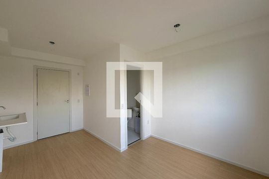 Quarto de kitnet/studio à venda com 1 quarto, 17m² em Santo Amaro, São Paulo