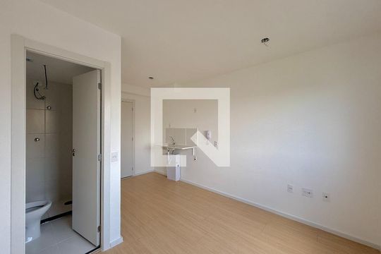 Quarto de kitnet/studio à venda com 1 quarto, 17m² em Santo Amaro, São Paulo