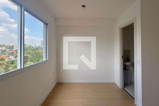 Quarto de kitnet/studio à venda com 1 quarto, 17m² em Santo Amaro, São Paulo