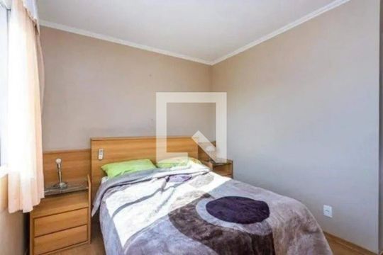 Quarto 1 de apartamento para alugar com 3 quartos, 108m² em Santana, Porto Alegre