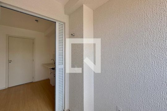 Sacada de apartamento à venda com 2 quartos, 29m² em Santo Amaro, São Paulo