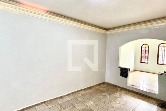 Sala 1 de casa à venda com 6 quartos, 420m² em Vila Ré, São Paulo