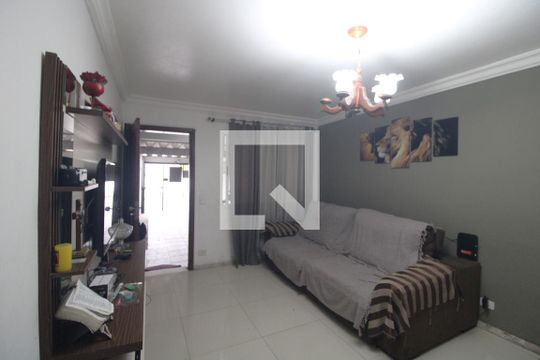 Casa à venda com 3 quartos, 126m² em Vila Represa, São Paulo