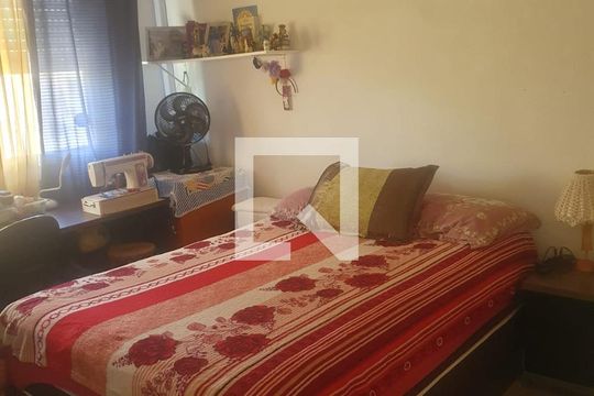 Quarto de apartamento à venda com 2 quartos, 65m² em Petrópolis, Porto Alegre