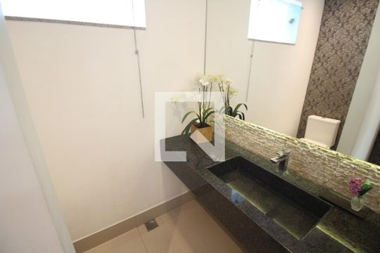 Banheiro 1 de casa para alugar com 3 quartos, 172m² em Pindorama, Belo Horizonte