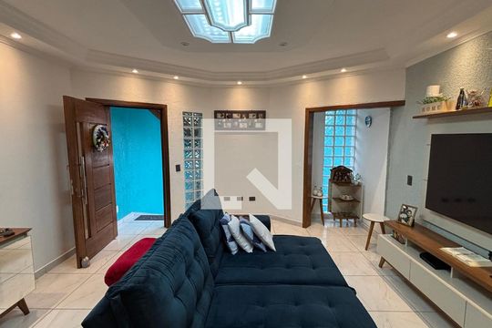Sala de casa à venda com 3 quartos, 247m² em Parque Gerassi, Santo André