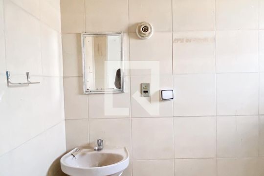 Banheiro Suíte 1 de apartamento para alugar com 2 quartos, 110m² em Artur Alvim, São Paulo