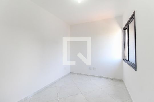 Quarto 1 de casa à venda com 2 quartos, 70m² em Parque Guarani, São Paulo