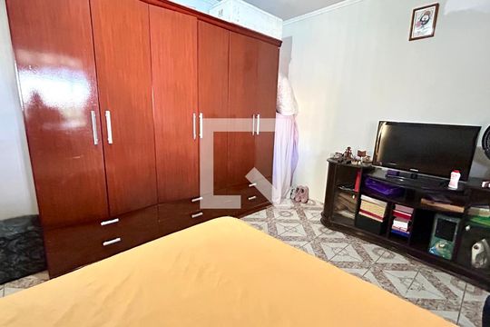 Quarto Suíte de casa à venda com 3 quartos, 235m² em Jardim Valeria, Guarulhos