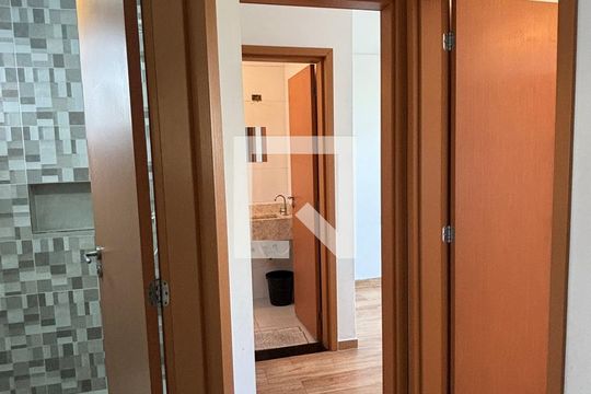 Corredor de apartamento para alugar com 2 quartos, 124m² em Parque das Nações, Santo André