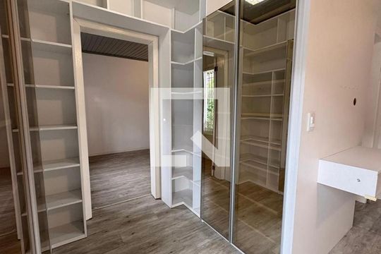 Quarto 1 de casa à venda com 3 quartos, 170m² em Nonoai, Porto Alegre