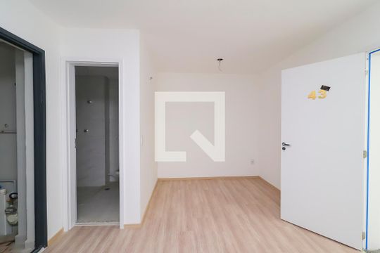 Sala/Quarto de kitnet/studio para alugar com 1 quarto, 28m² em Cidade Antônio Estêvão de Carvalho, São Paulo