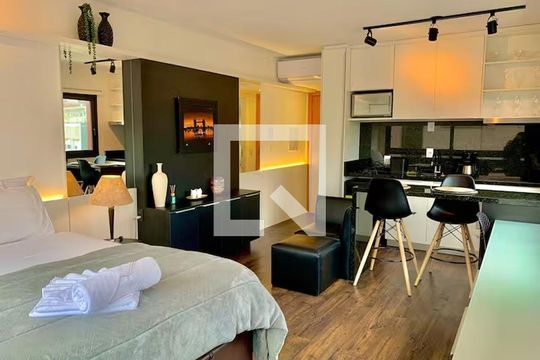 Sala / Quarto de apartamento para alugar com 1 quarto, 31m² em Petrópolis, Porto Alegre