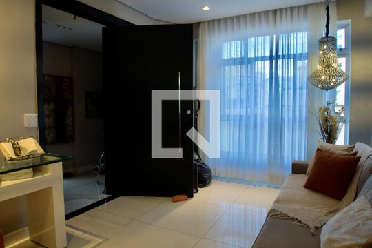 Apartamento à venda com 4 quartos, 120m² em Coracao de Jesus, Belo Horizonte