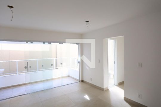 Sala/Cozinha de apartamento para alugar com 2 quartos, 91m² em São Lucas, Belo Horizonte