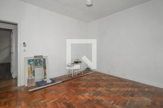 Quarto de apartamento para alugar com 3 quartos, 130m² em Petrópolis, Porto Alegre