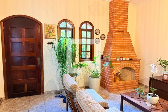 Casa à venda com 3 quartos, 220m² em Vila Sao Francisco (zona Sul), São Paulo