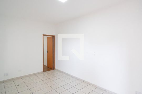 Casa à venda com 2 quartos, 150m² em Vila Vivaldi, São Bernardo do Campo