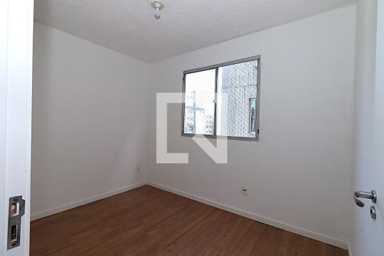 Quarto 1 de apartamento à venda com 2 quartos, 40m² em Sarandi, Porto Alegre