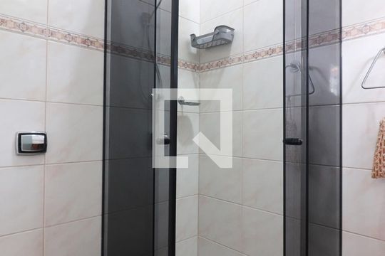Suíte Banheiro  de casa para alugar com 3 quartos, 200m² em Rudge Ramos, São Bernardo do Campo
